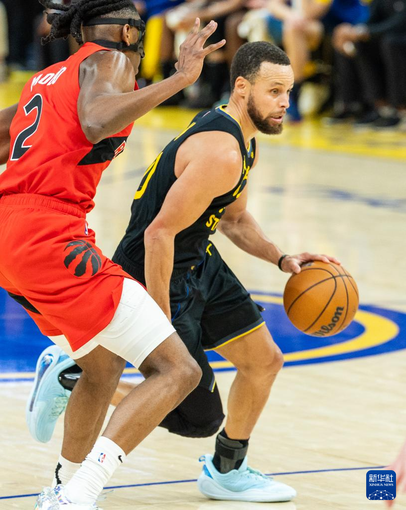 国际比赛日多伦多猛龙调整名单以备NBA常规赛,队长鼓劲环节打磨,媒体盛赞,赛程密集仍需轮换的简单介绍 国际比赛日多伦多猛龙调整名单以备NBA常规赛,队长鼓劲环节打磨,媒体盛赞,赛程密集仍需轮换的简单介绍